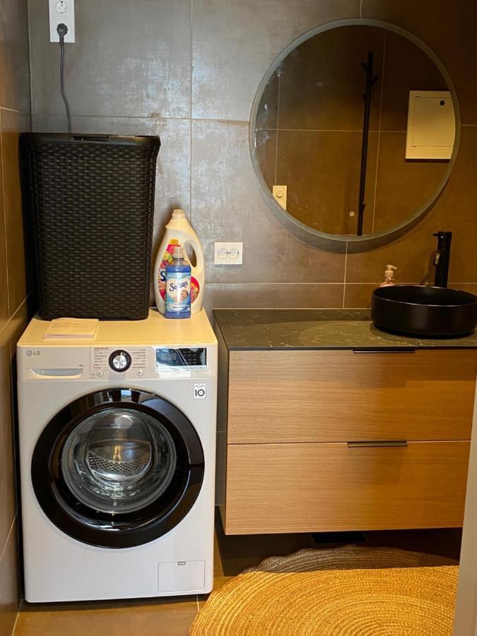 Apartment With Boat Spangereid Ngoại thất bức ảnh